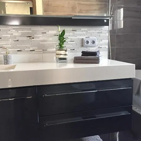 Luxurioeses Penthouse Apartment *